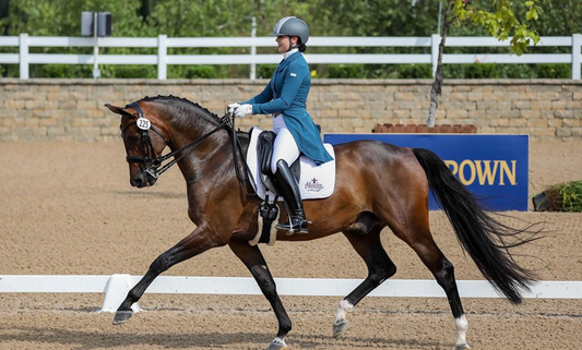 ara Hassler with Harmony’s Davidoff Hitt, thriving with Haygain hay steamers